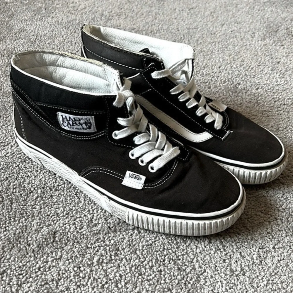 Vans Skate Half Cab Black & White Skate Shoes Size 9